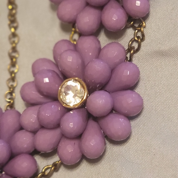 Flower necklace purple - Picture 4 of 9